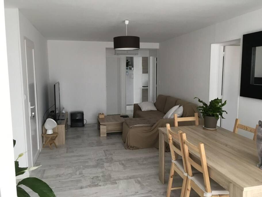 Appartement T3 Proche De La Mer Narbonne Exteriör bild