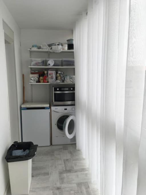Appartement T3 Proche De La Mer Narbonne Exteriör bild